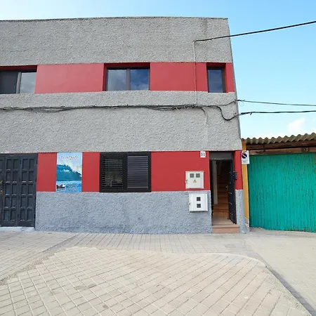 Nocleg ze śniadaniem Derecha Del Roque Surfhouse 3*