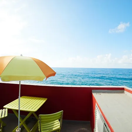 Derecha Del Roque Surfhouse 3* Moya (Gran Canaria)
