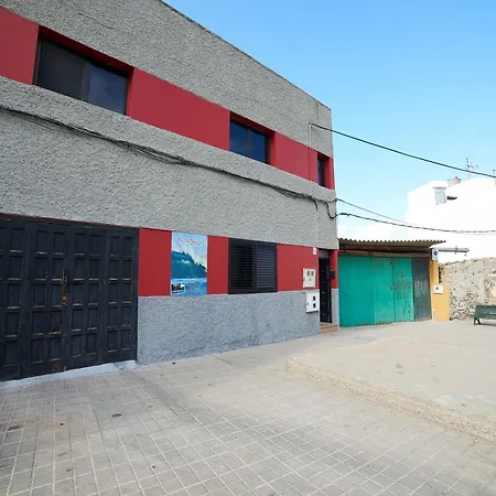 Nocleg ze śniadaniem Derecha Del Roque Surfhouse 3*